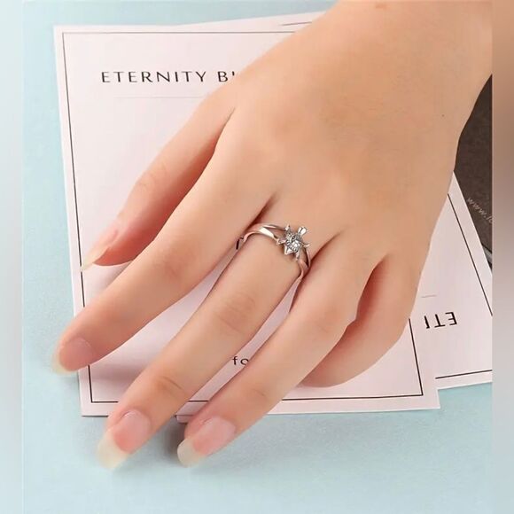 NEW! Turtle Ring Creative Cute Silver Tone New Gift Bag Inc Size 6 - Picture 1 of 4